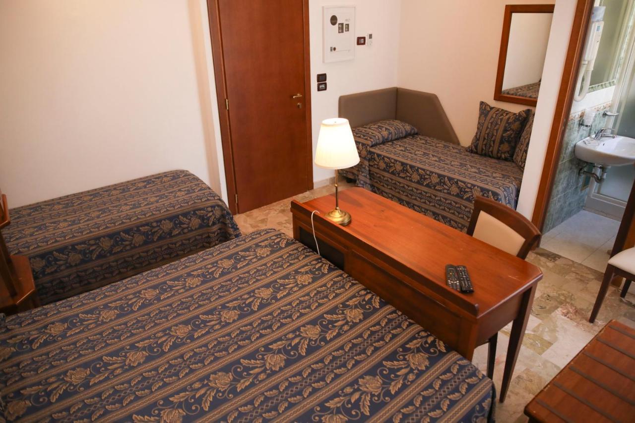 Hotel La Giara Cefalù Buitenkant foto