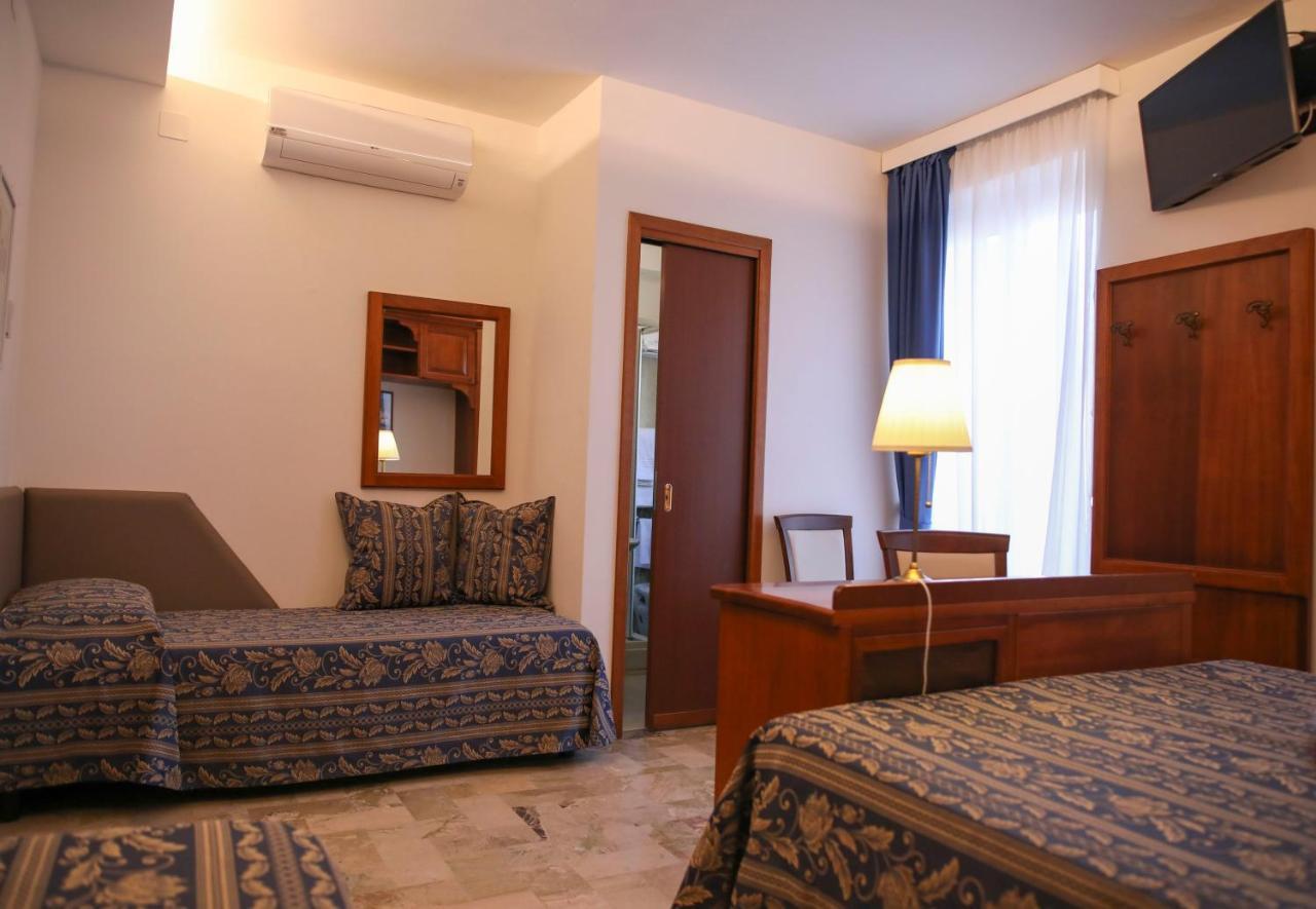 Hotel La Giara Cefalù Buitenkant foto