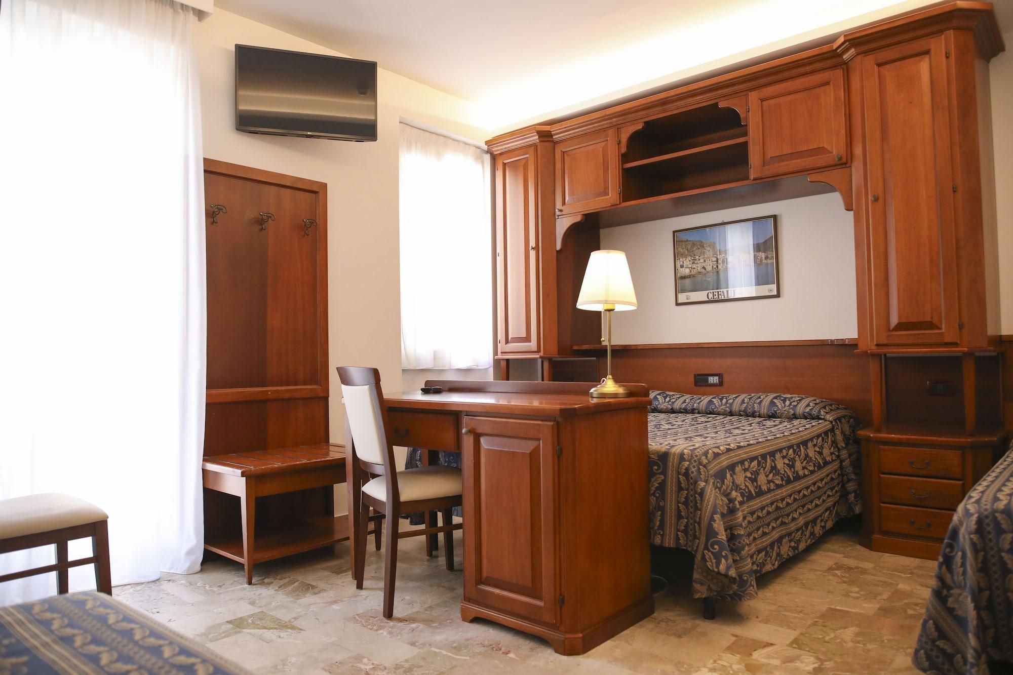 Hotel La Giara Cefalù Buitenkant foto
