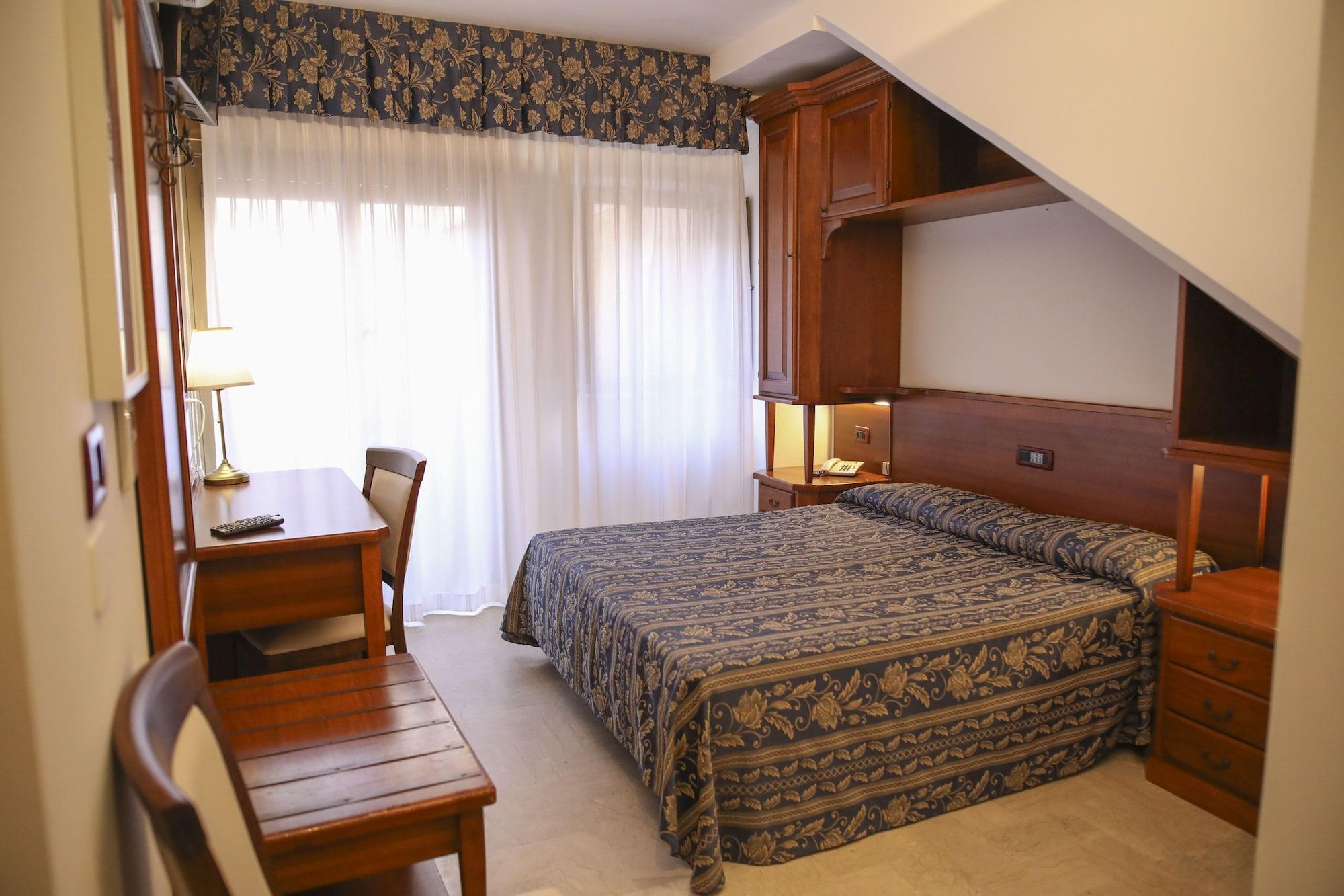 Hotel La Giara Cefalù Buitenkant foto