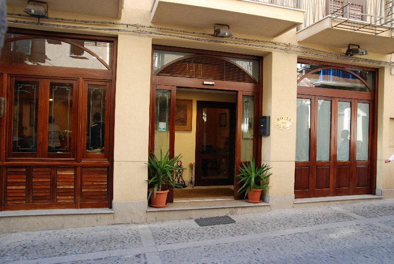 Hotel La Giara Cefalù Buitenkant foto