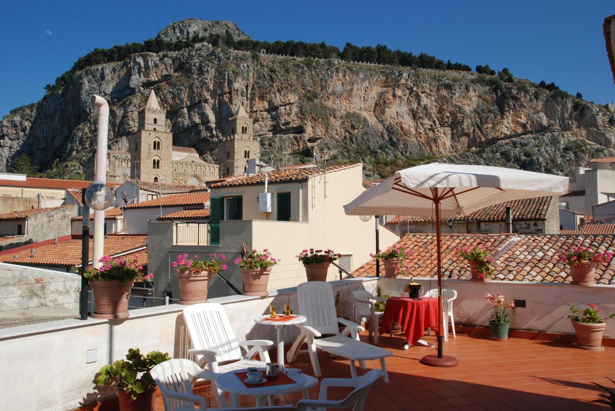 Hotel La Giara Cefalù Buitenkant foto