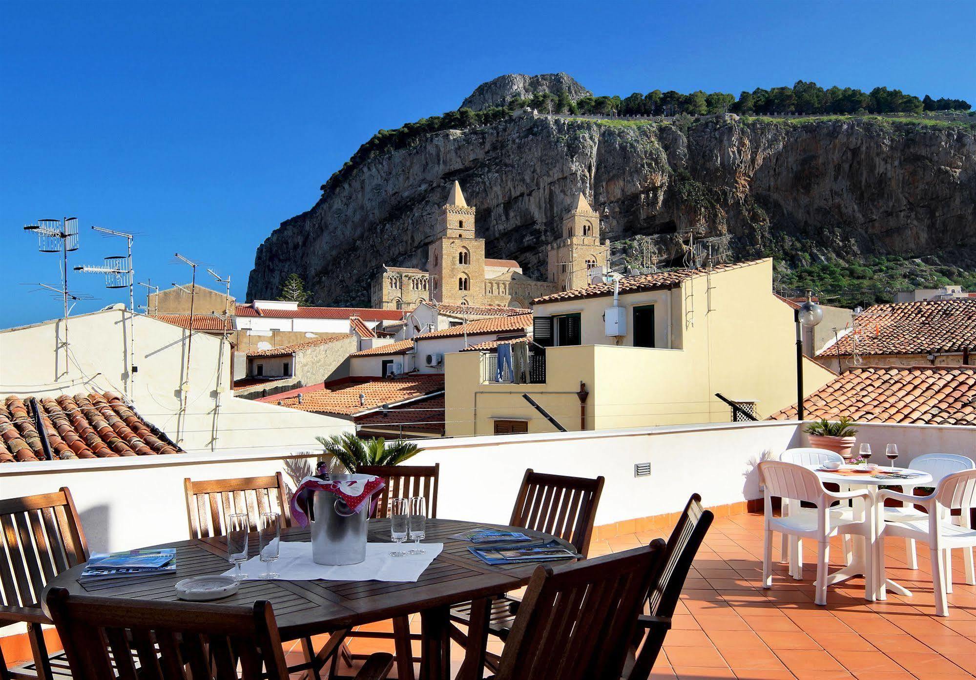 Hotel La Giara Cefalù Buitenkant foto