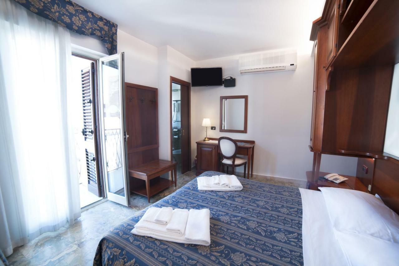 Hotel La Giara Cefalù Buitenkant foto